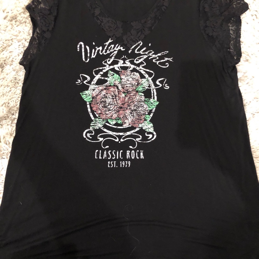 Maurice’s Graphic tee
